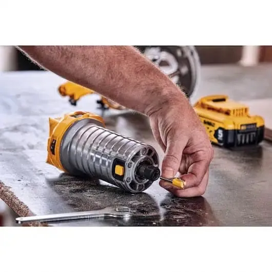 DeWalt 20V MAX* XR‚® Cordless Compact Router